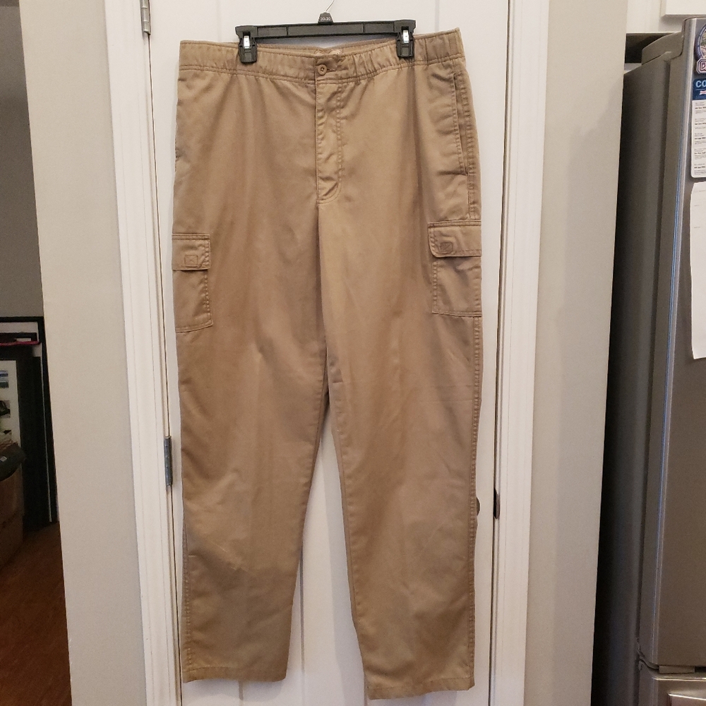 Tan Cargo Pants with Classic Straight-Leg Design